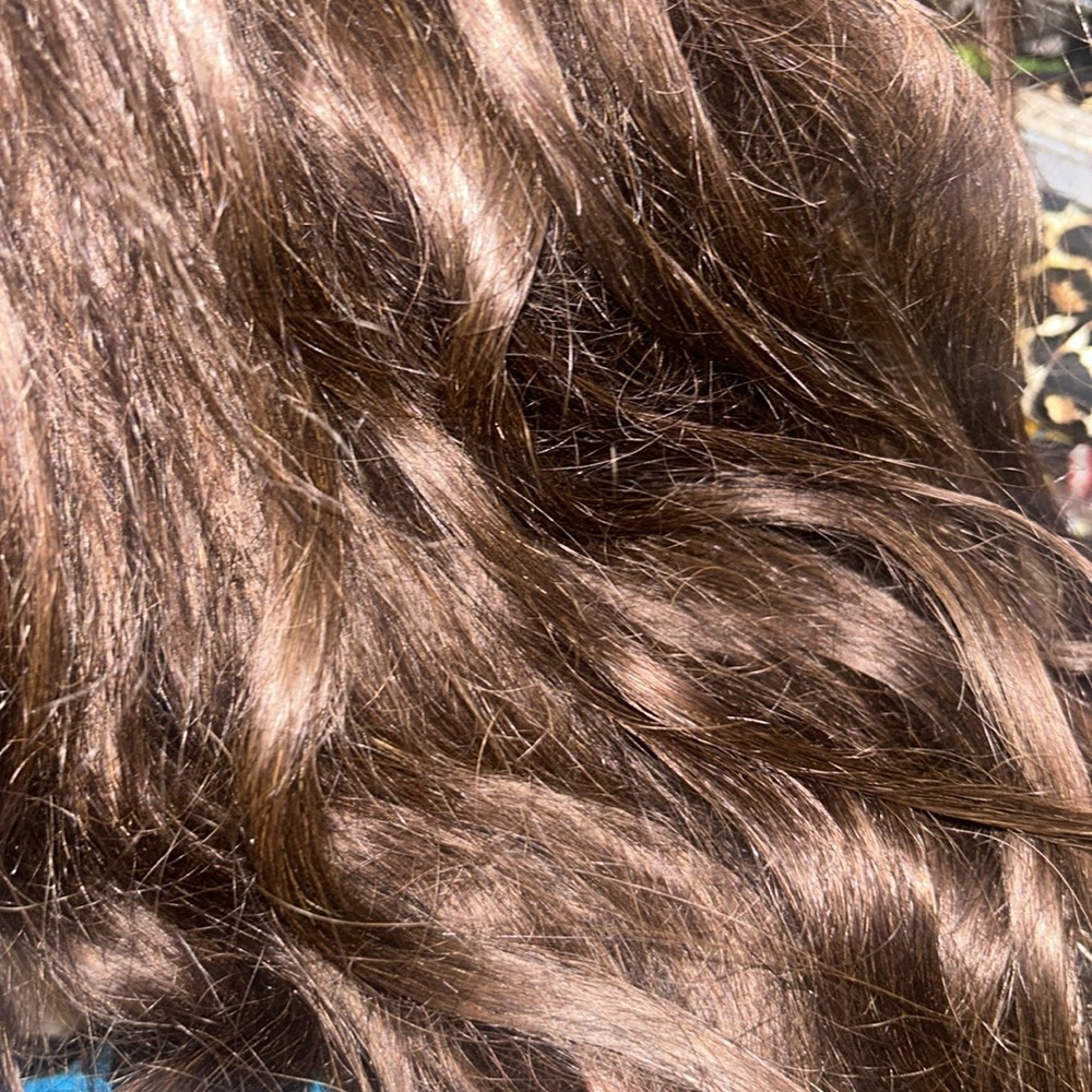 Beautiful 100% human hair 24 inch wavy- brown & reddish undertones/BOBBI BOSS - Picture 8 of 14